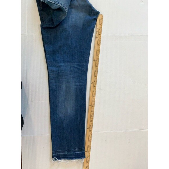 Miss Me Jeans Skinny Mid Rise Size 31 inch Distressed 28 Inseam - Picture 6 of 6